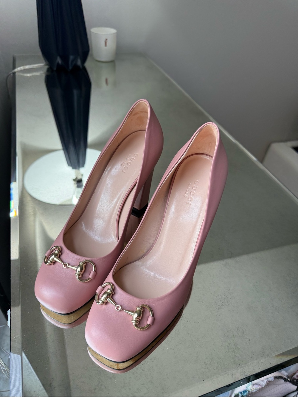 Gucci Pink Leather Block Heel Pumps with Gold Horsebit 7.5 - Picture 5 of 8
